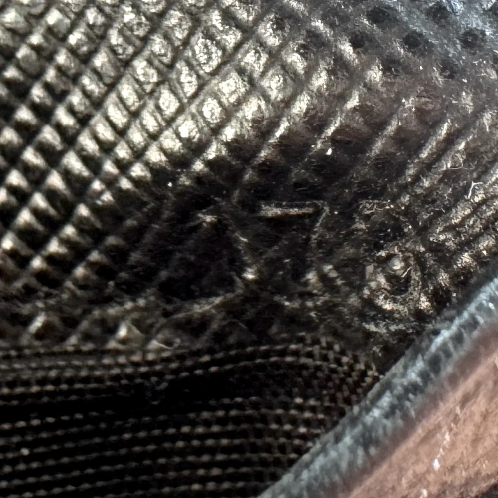 Prada Compact Bifold Wallet Saffiano W Coin Pocket Snap Closure Authentic EUC - Picture 10 of 12